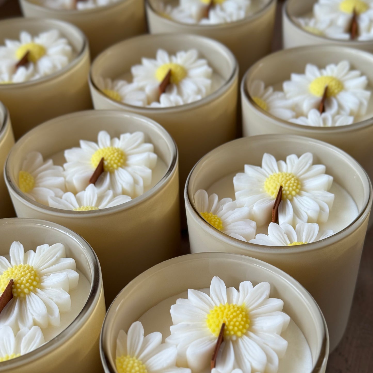Daisy Yuzu Candle